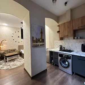 Old Iceri Seher With The Great Location Апартаменты